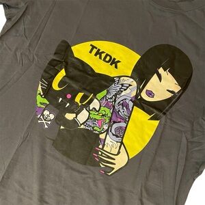 Tokidoki Inked Out Girl Get Dragon Tattoo By Black Cat Shirt Men’s Large Tee NWT